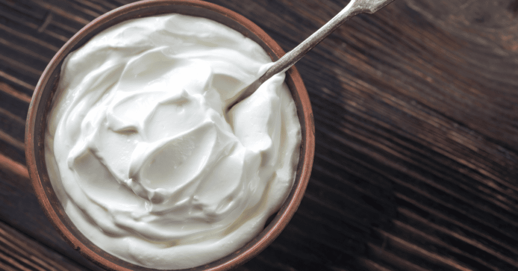 Yoghurt for oily skin